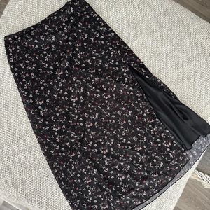 Small floral skirt with slit.